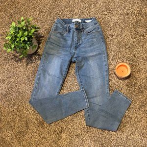 PacSun power super stretch jeans size 23